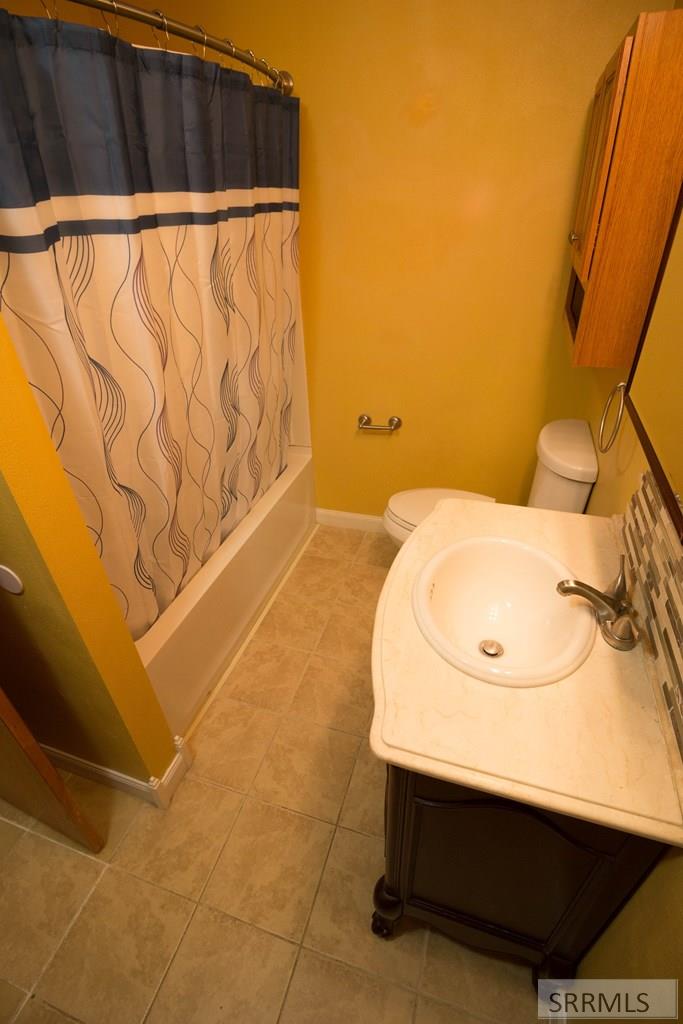 220 N Fanning Avenue # 2 Property Photo 7
