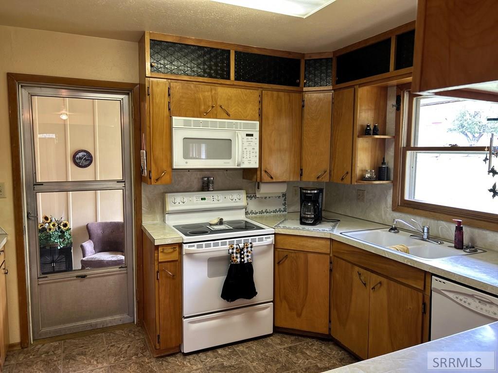 504 Carmen Creek Road Property Photo 15