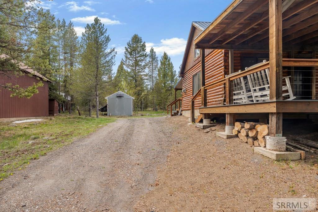 4043 Kiowa Road Property Photo 10