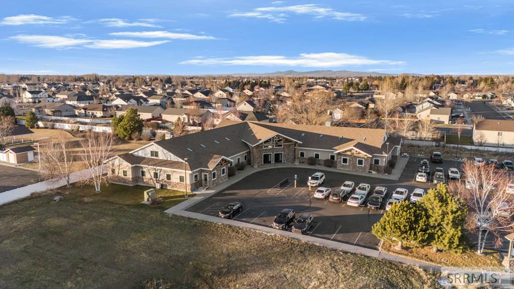 346 Grand Loop # 100 Property Photo 3