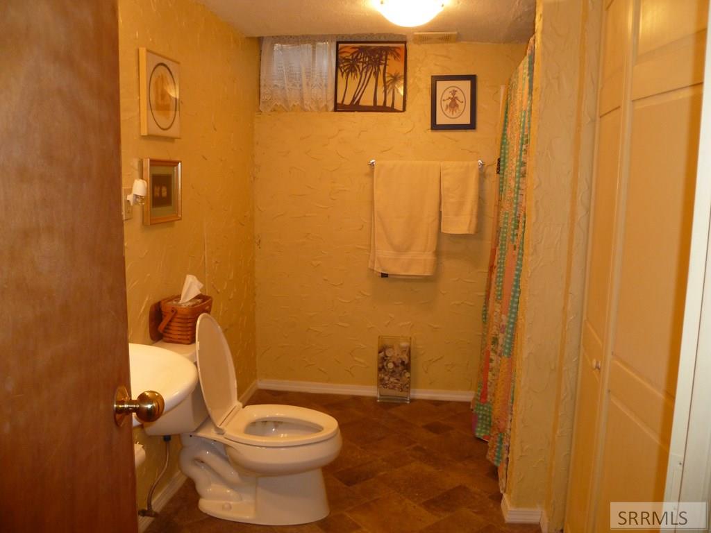 748 Falls Avenue Property Photo 39