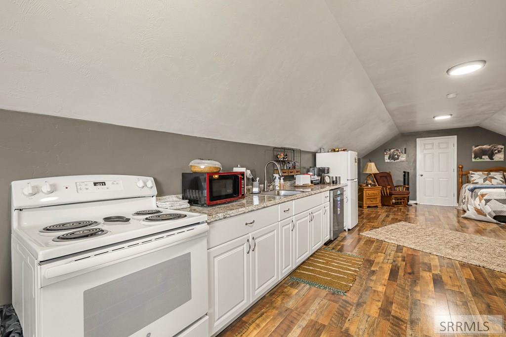 3989 David Drive Property Photo 43
