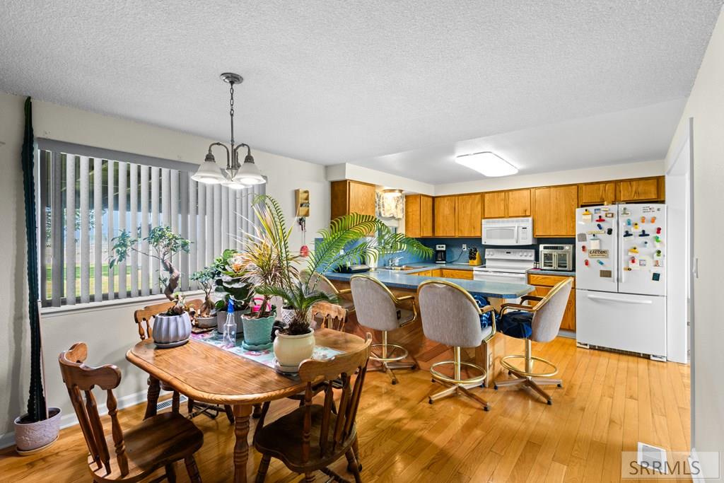 624 W Tyhee Road Property Photo 4