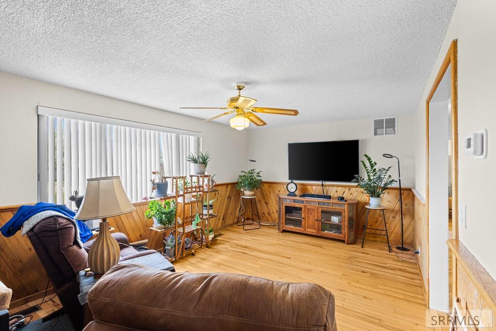 624 W Tyhee Road Property Photo 10
