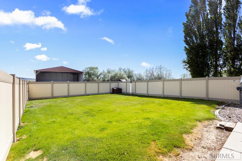 624 W Tyhee Road Property Photo 22