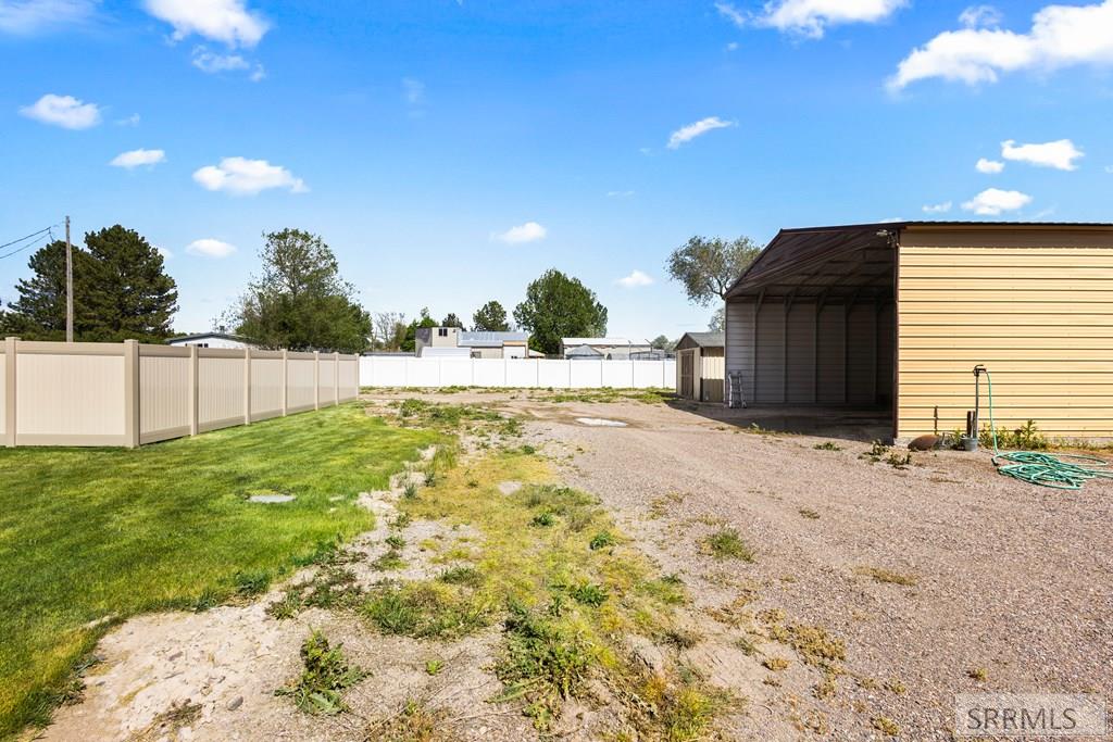 624 W Tyhee Road Property Photo 24