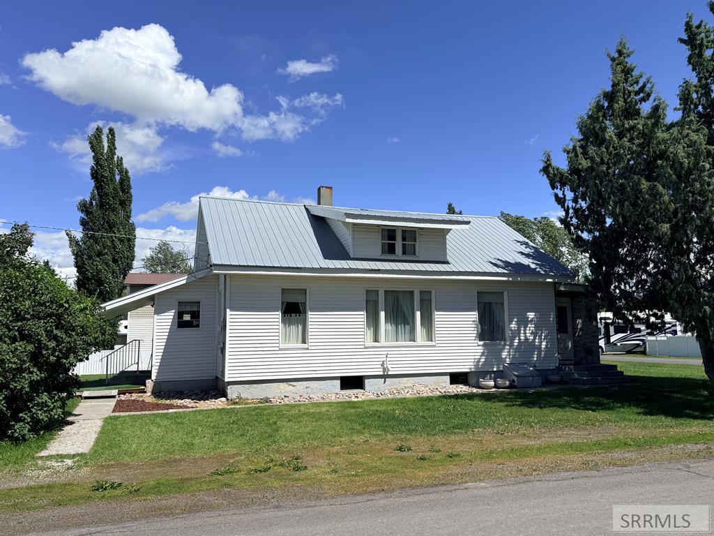 317 N 3rd Street Property Photo 1
