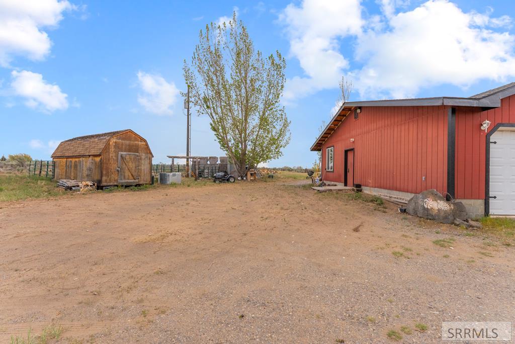 7581 W 6000 N Property Photo 41