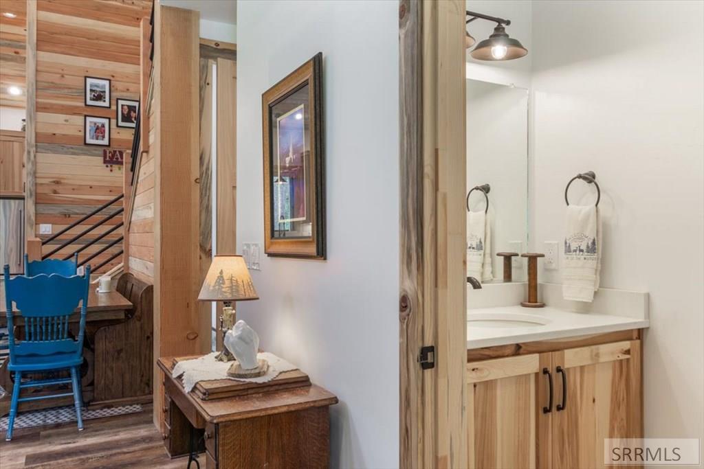 1536 Shadow Run Property Photo 22
