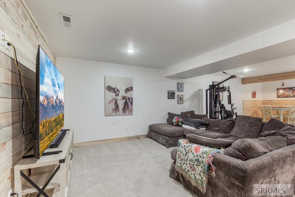 1536 Shadow Run Property Photo 42