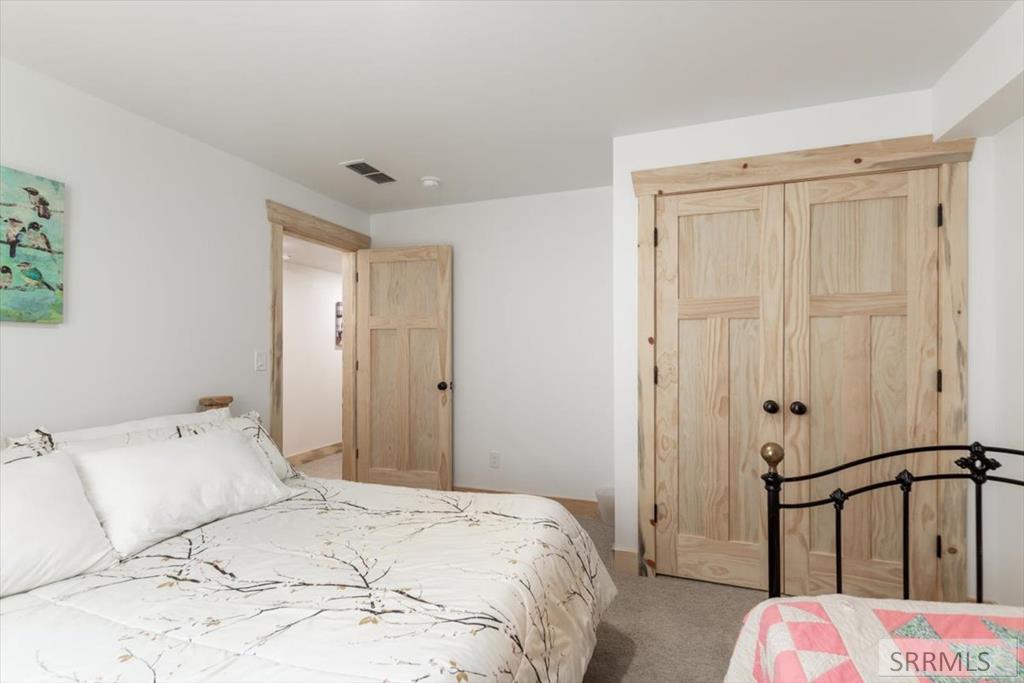 1536 Shadow Run Property Photo 46