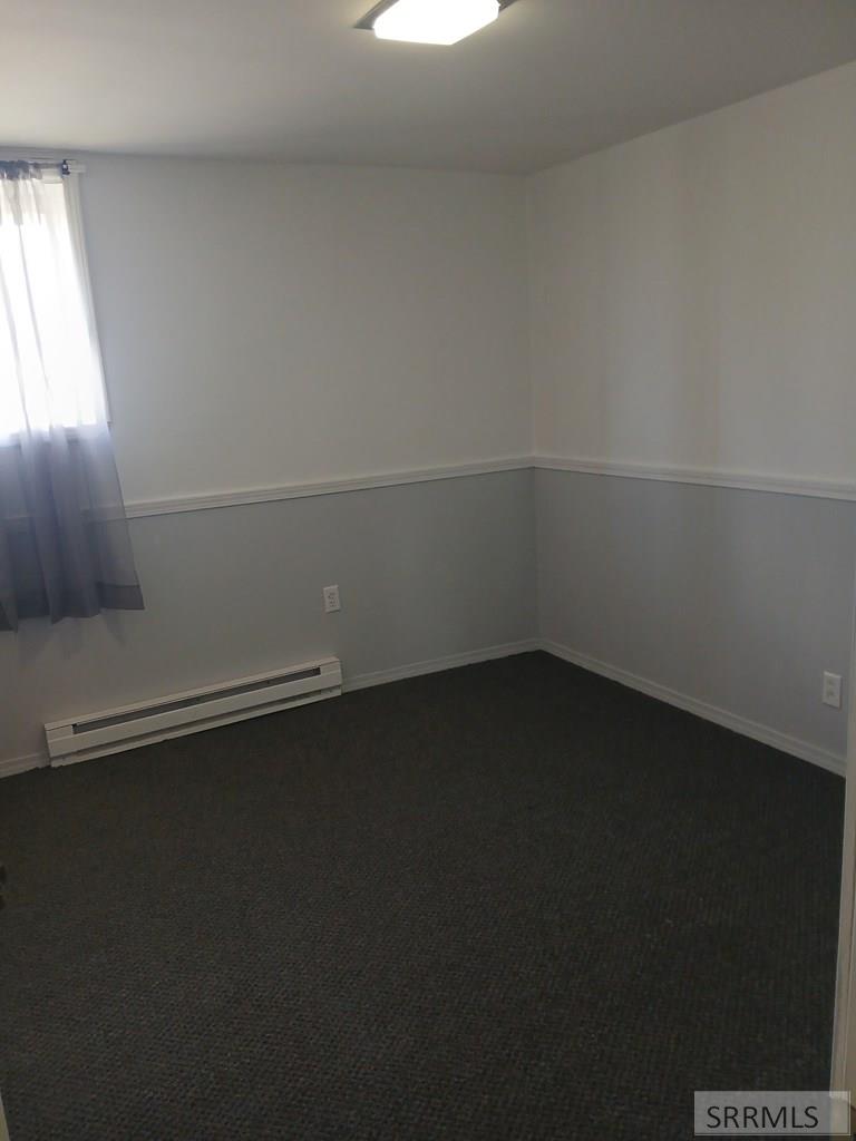 694 W Grand Avenue Property Photo 11