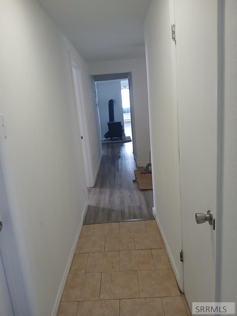 694 W Grand Avenue Property Photo 15