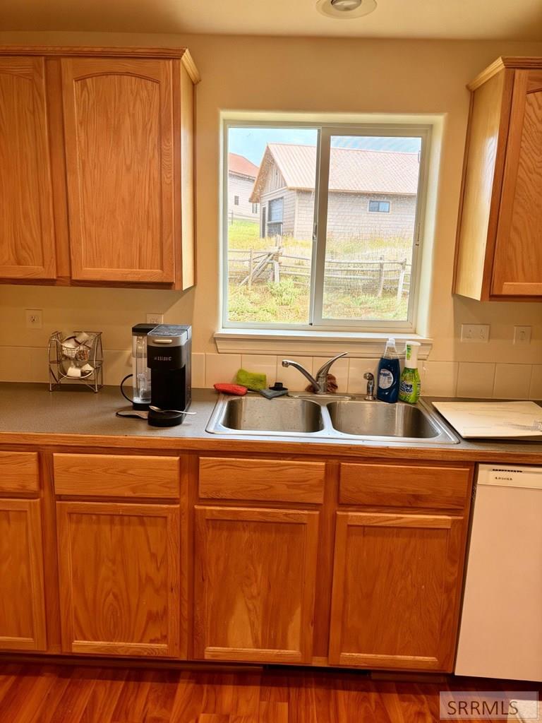 3675 Henry's Lake Circle Property Photo 7