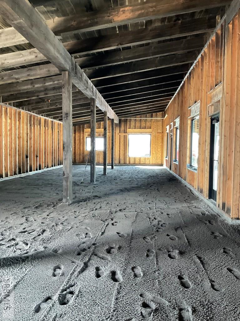 2186561 Property Photo 13
