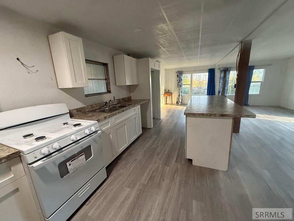 5571 E Iona Road Property Photo 5