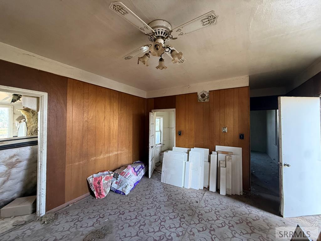 5571 E Iona Road Property Photo 32