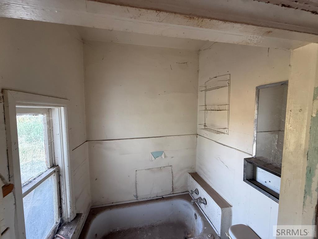 5571 E Iona Road Property Photo 38