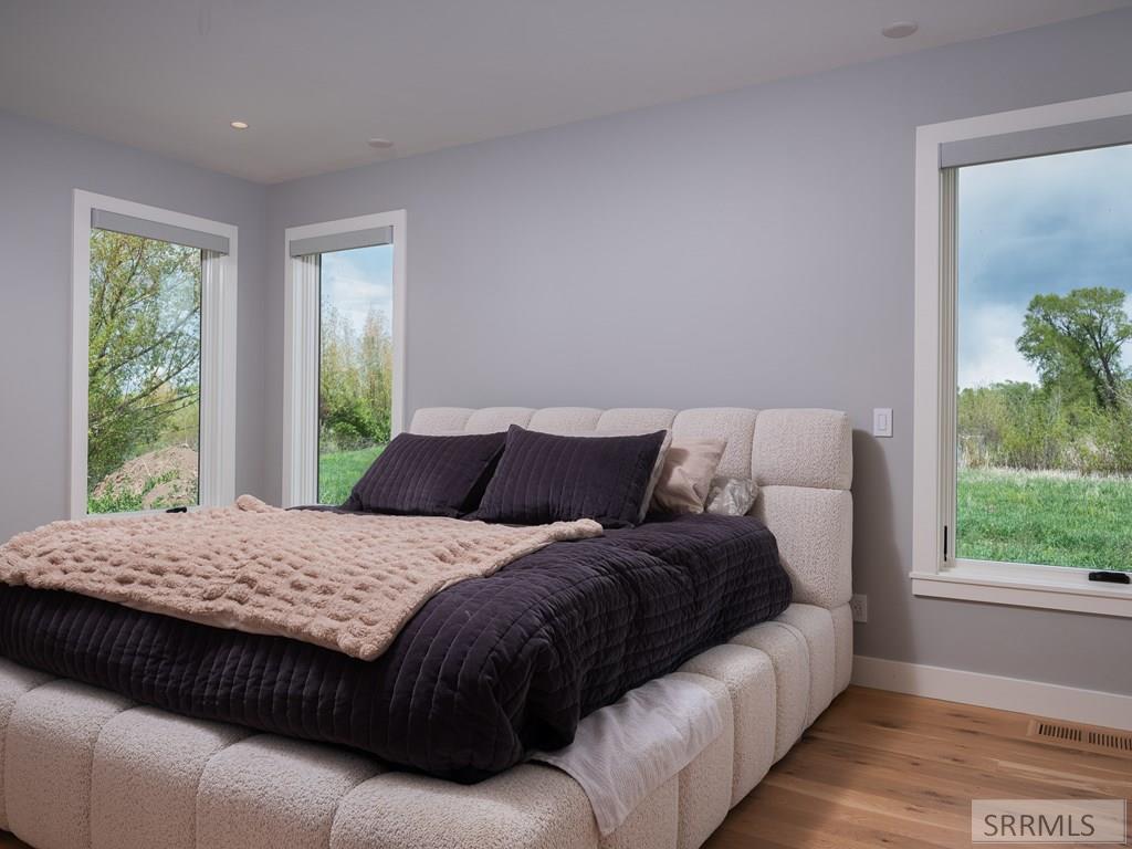 7050 Fox Meadow Drive Property Photo 20