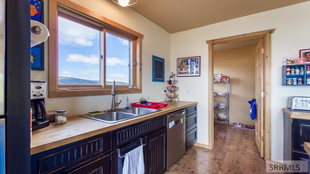 3690 Targhee Circle Property Photo 20