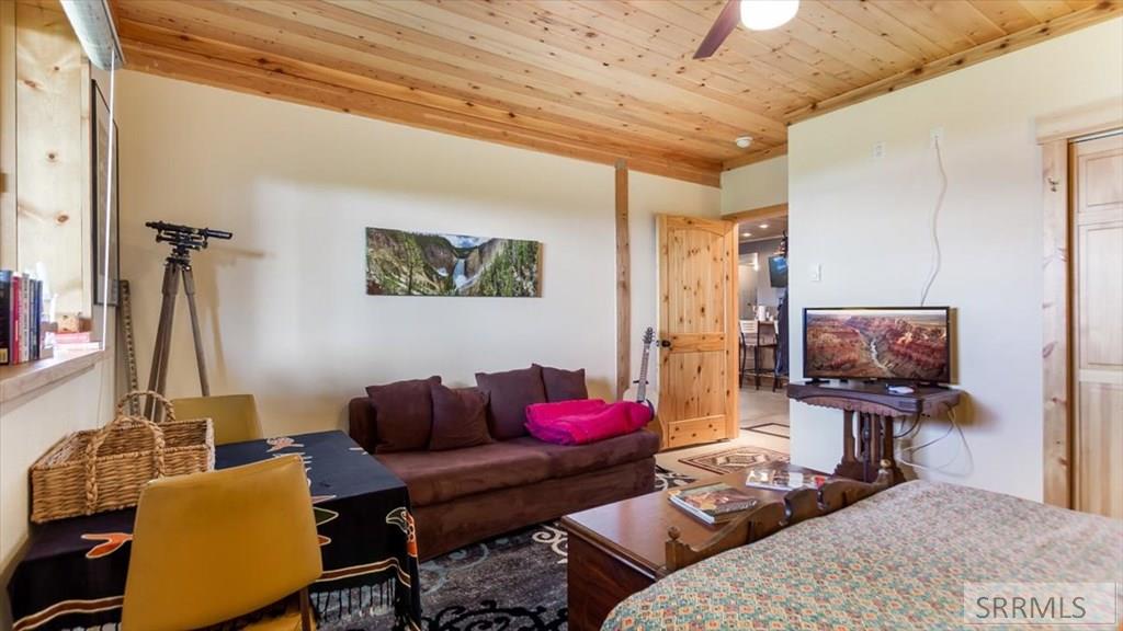 3690 Targhee Circle Property Photo 33