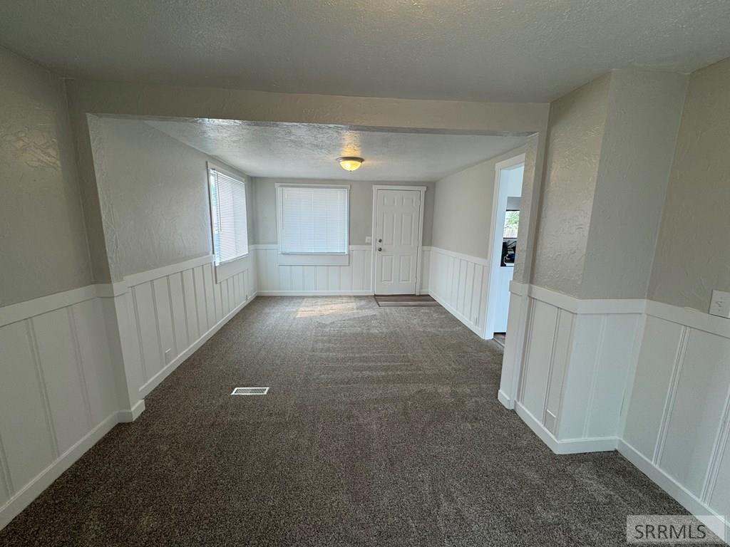 110 Topaz Property Photo 4