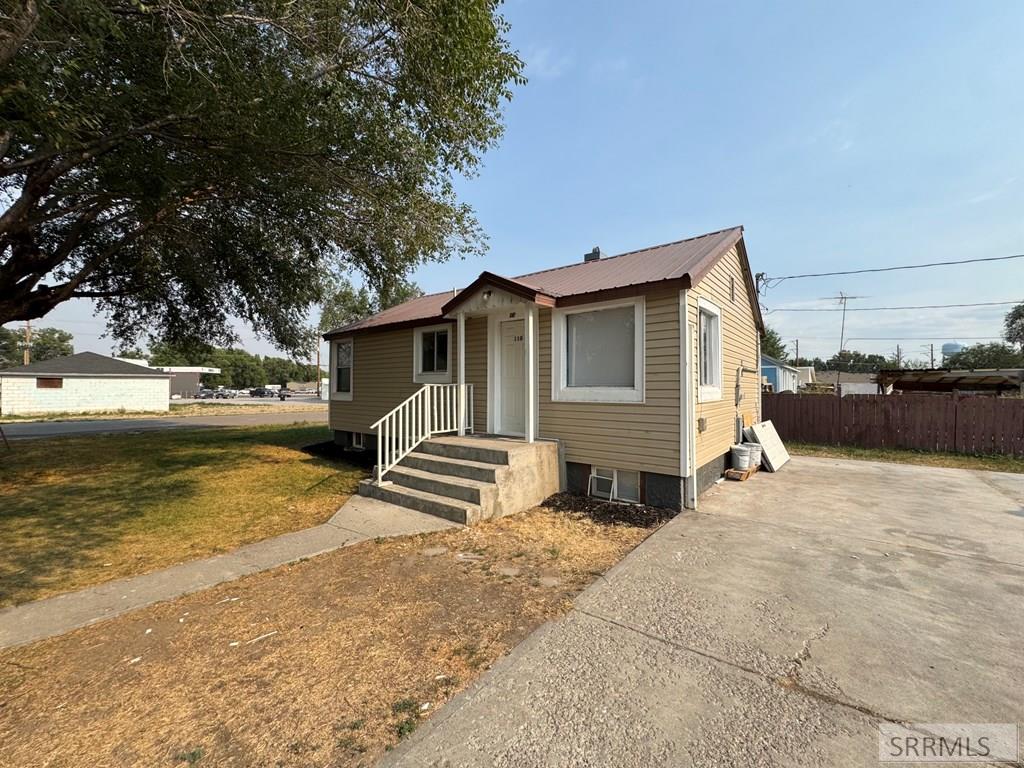 110 Topaz Property Photo 18