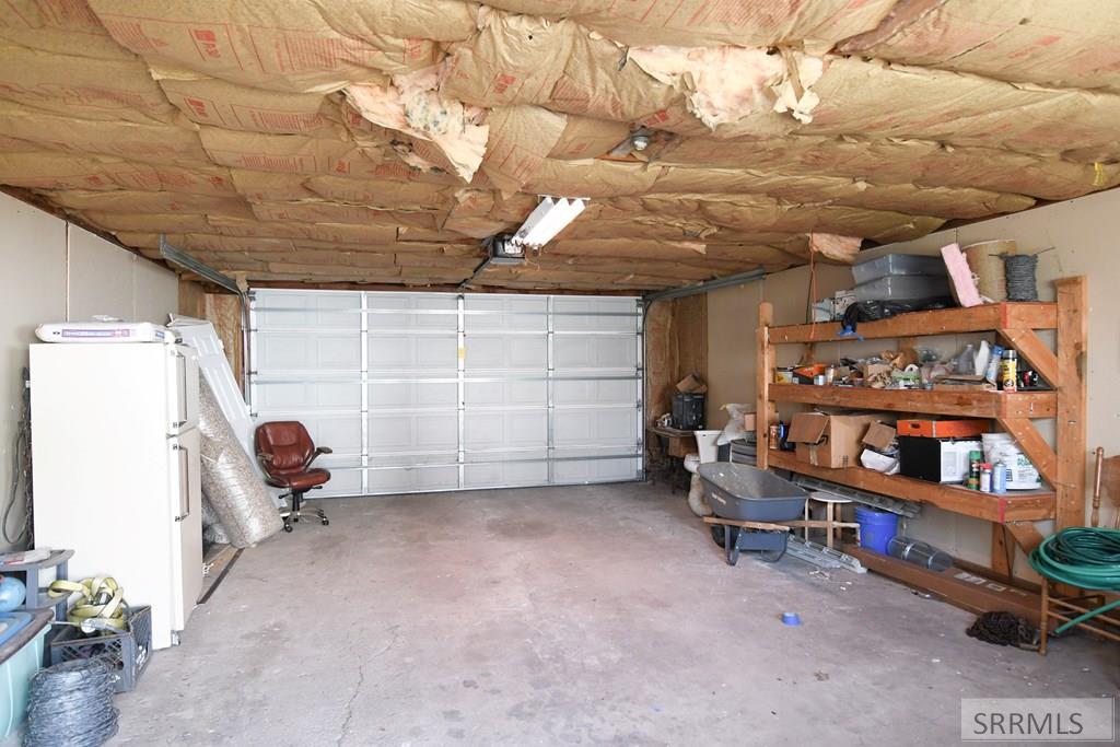 238 W Main Street Property Photo 8