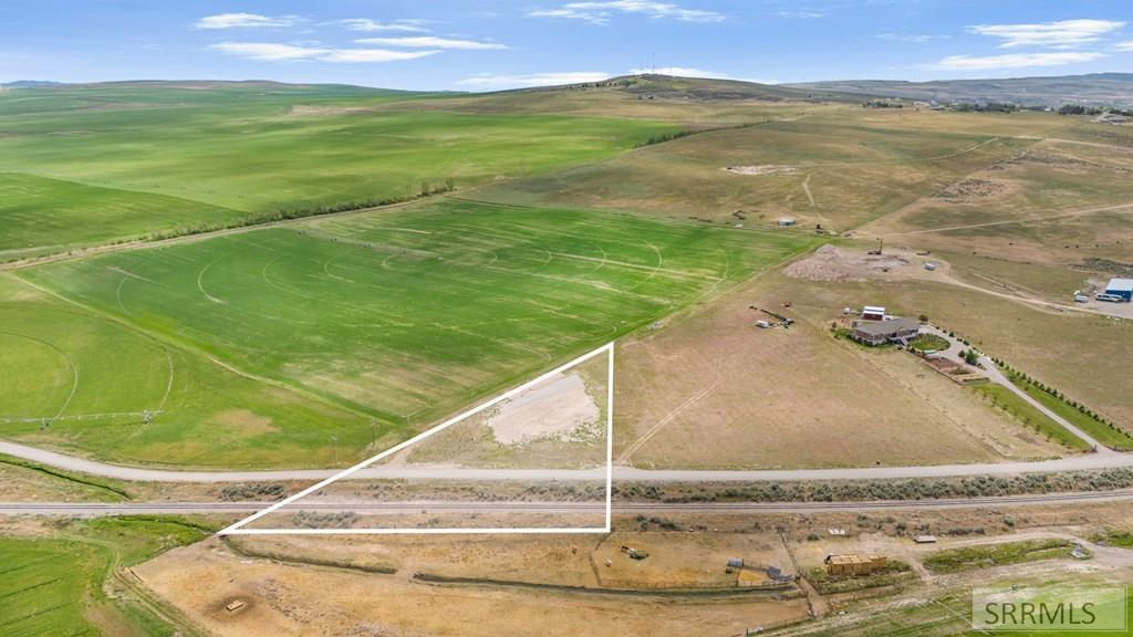 6480 Foothill Road Property Photo 17