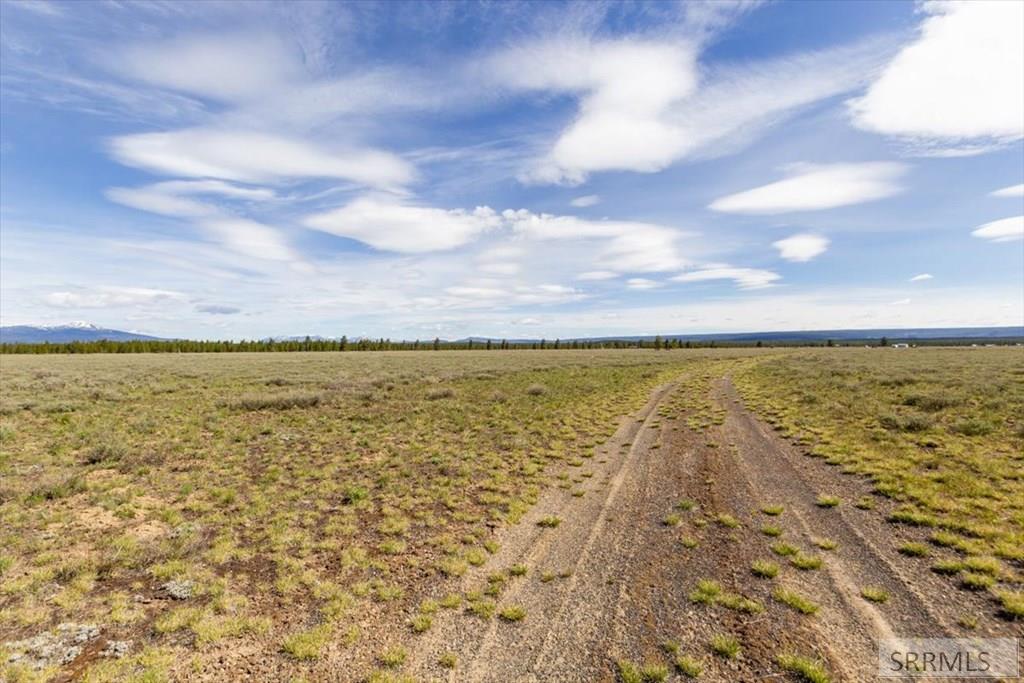 Tbd Yellowstone Basin Property Photo 6