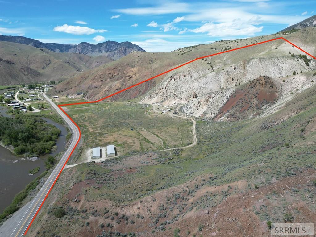 2064 Hwy 93 Property Photo 6