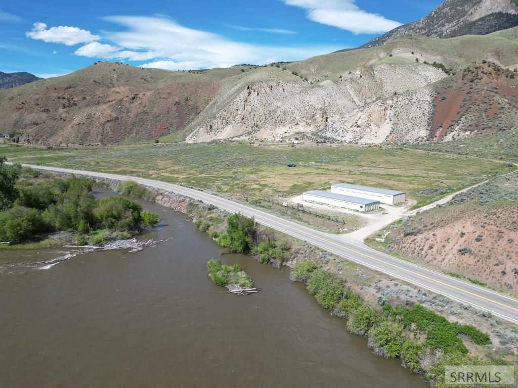 2064 Hwy 93 Property Photo 13