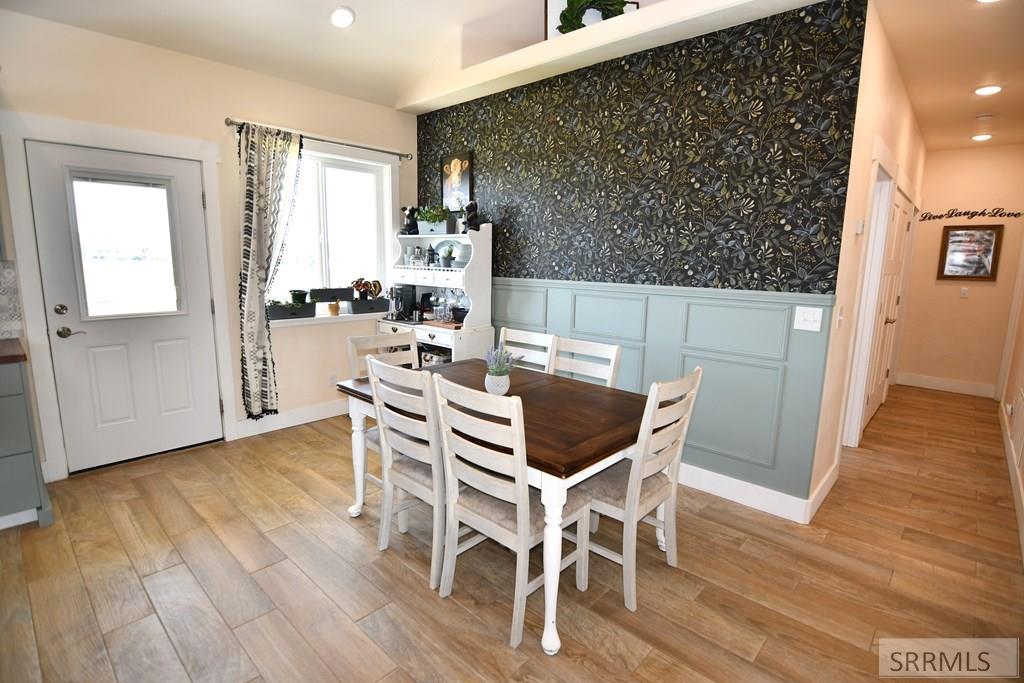 4024 E 66 N Property Photo 9