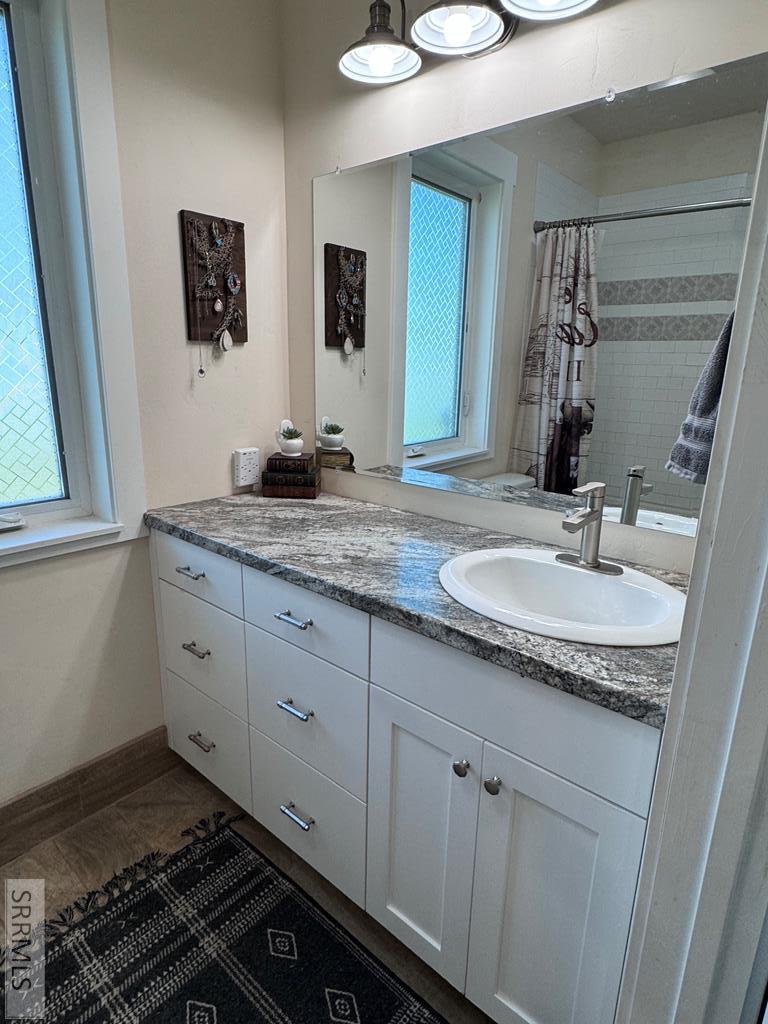 4024 E 66 N Property Photo 19