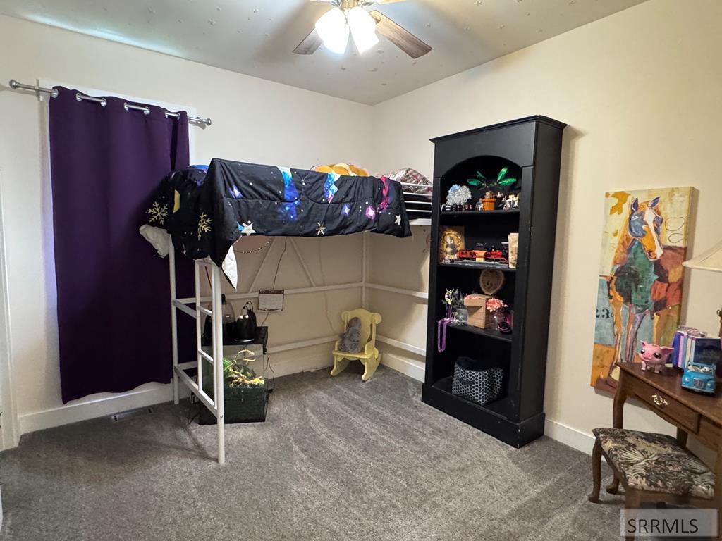 4024 E 66 N Property Photo 24