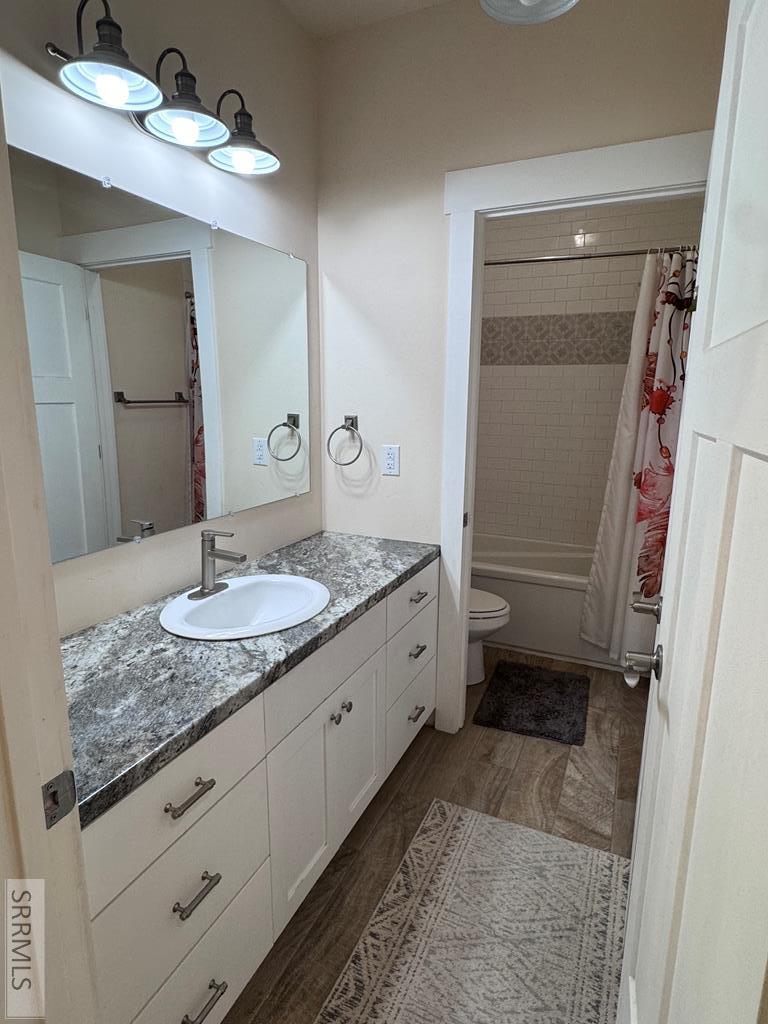 4024 E 66 N Property Photo 26