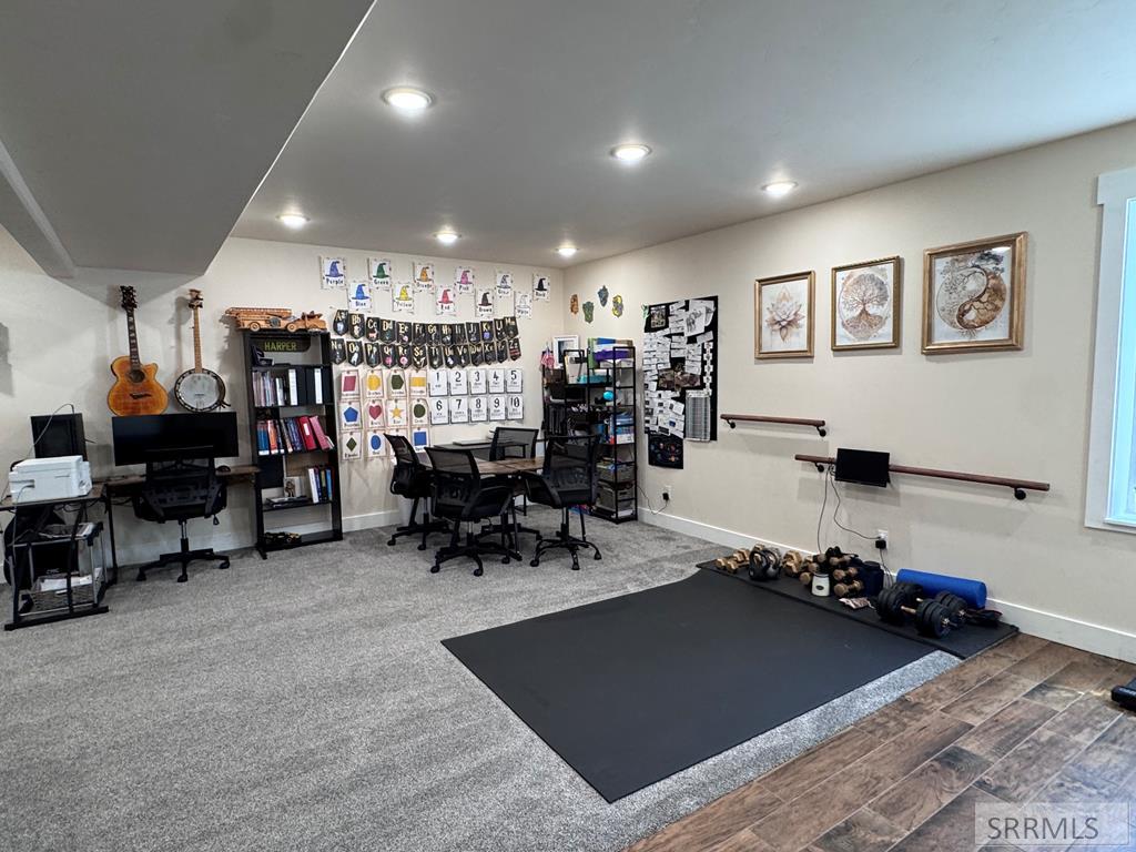 4024 E 66 N Property Photo 31