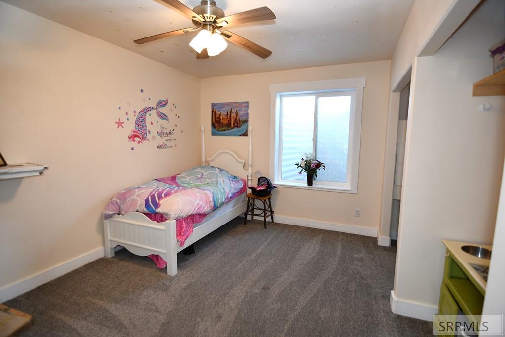 4024 E 66 N Property Photo 42