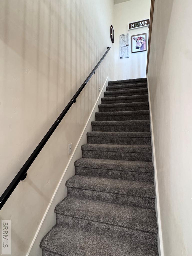 4024 E 66 N Property Photo 47