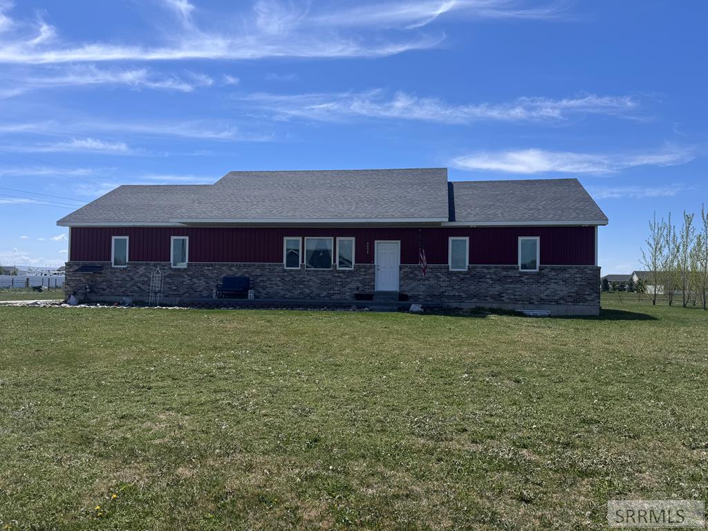 4024 E 66 N Property Photo 58