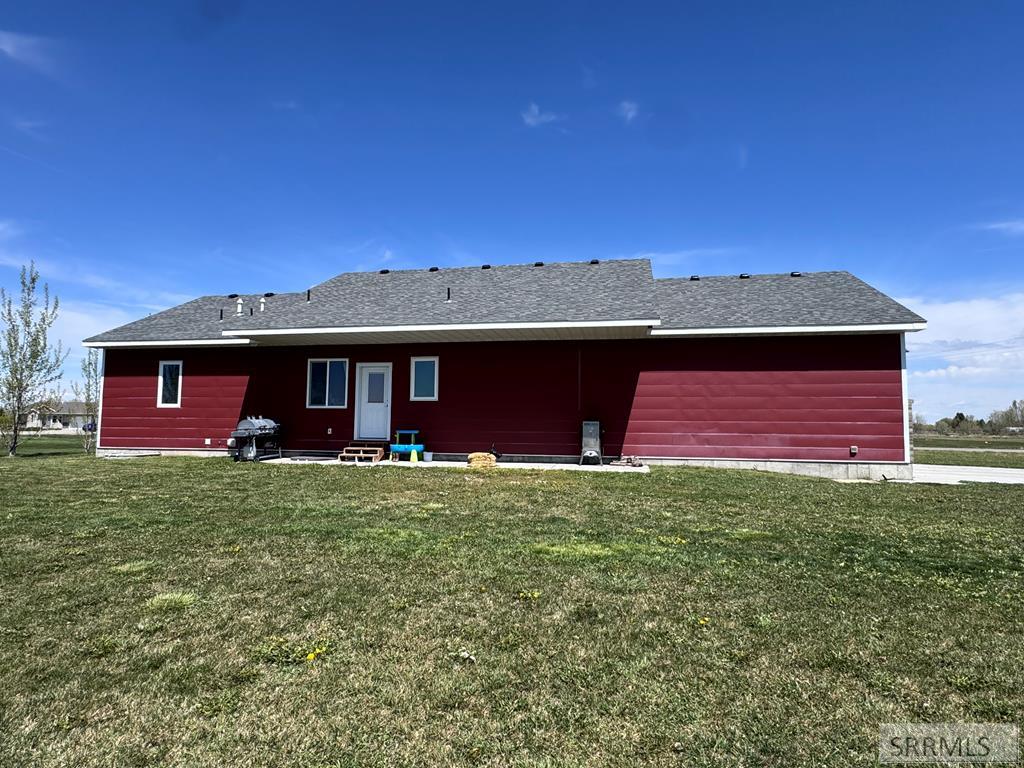 4024 E 66 N Property Photo 65