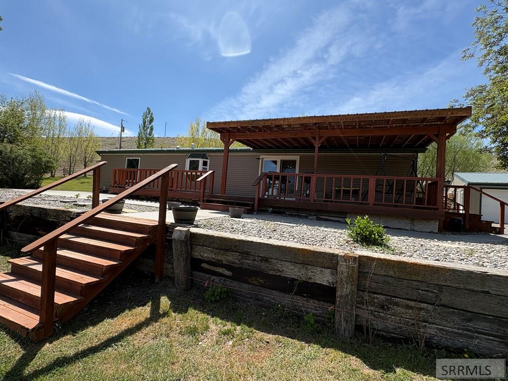 190 Meadow Road Property Photo 6