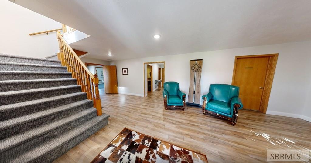 1463 Commerce Way Property Photo 4