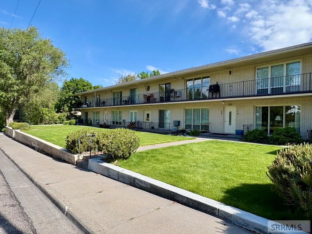 720 E Elva Street # 5 Property Photo 2