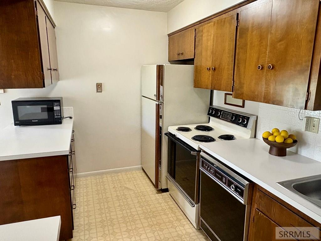 720 E Elva Street # 5 Property Photo 11