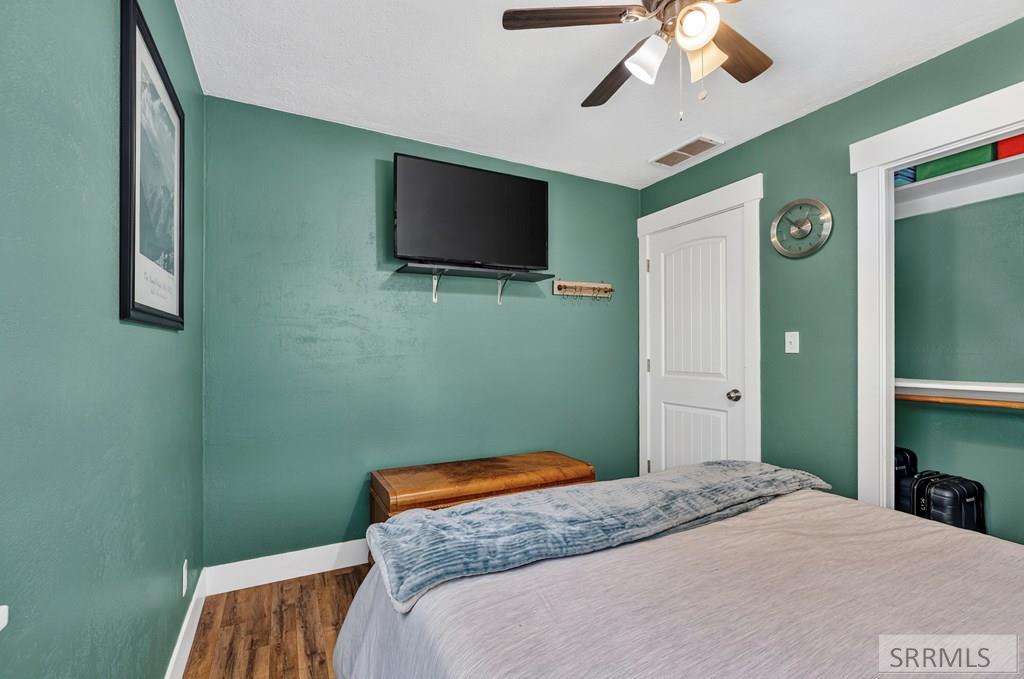 653 N 3300 E Property Photo 22