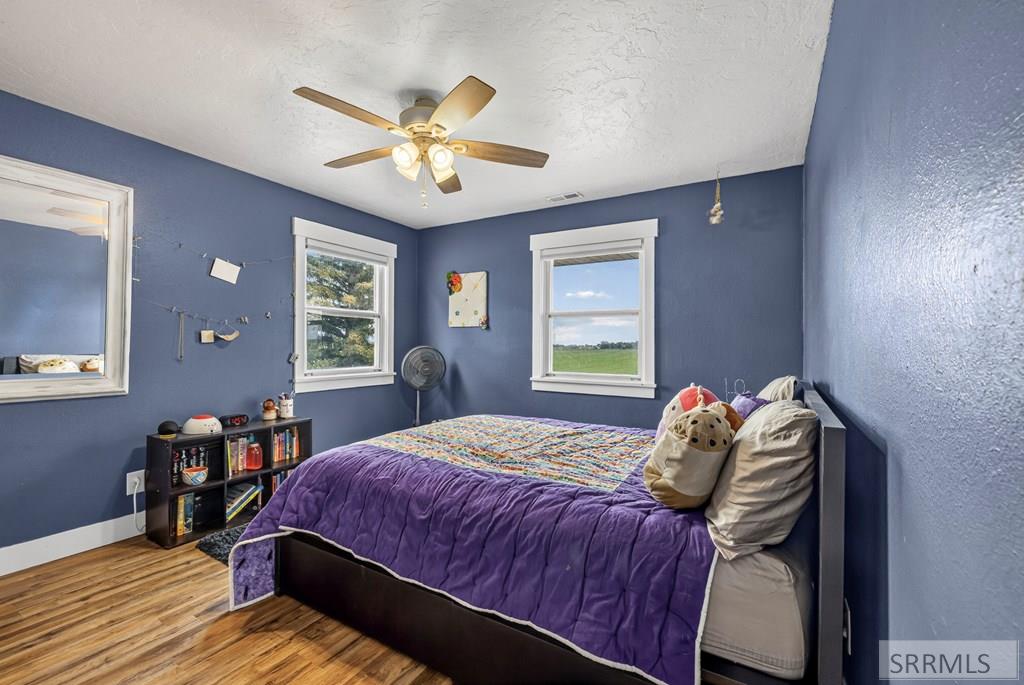 653 N 3300 E Property Photo 24