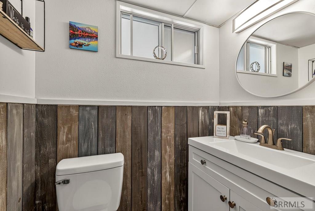 653 N 3300 E Property Photo 28