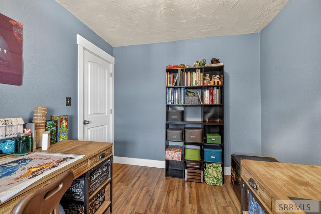 653 N 3300 E Property Photo 34
