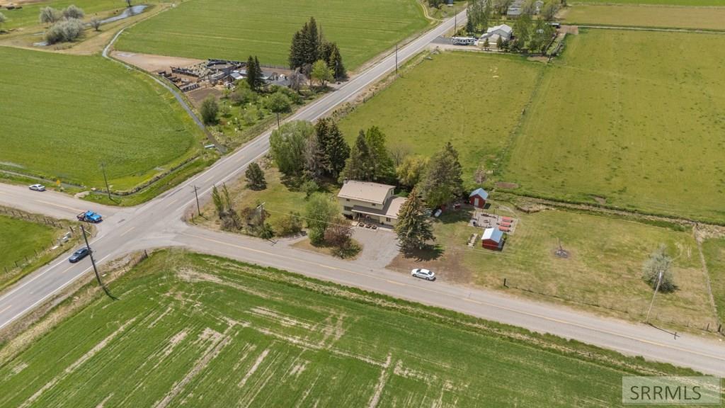 653 N 3300 E Property Photo 52